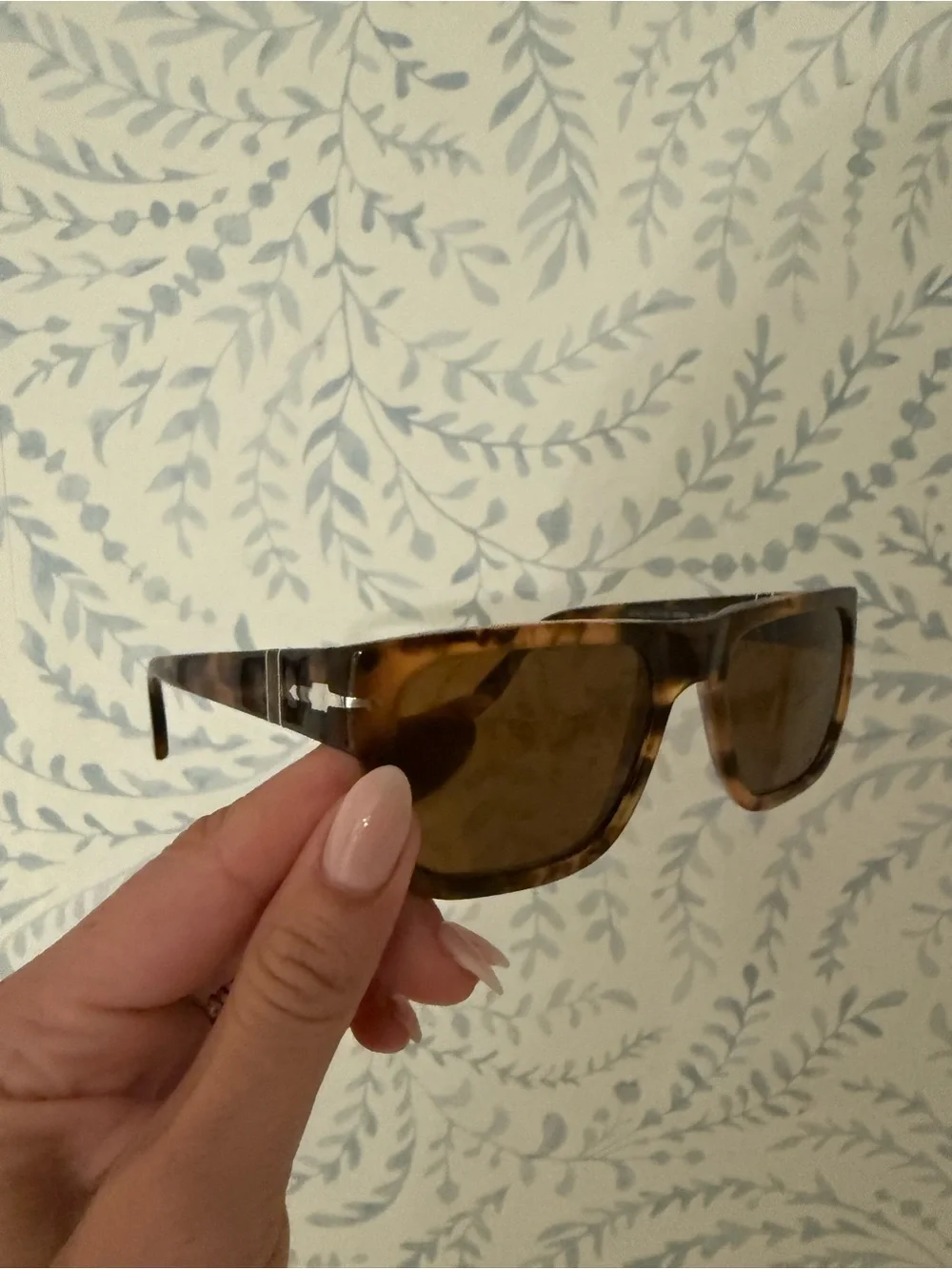 Tortoise Shell Women’s Persol Sunglasses - Brown Lenses
